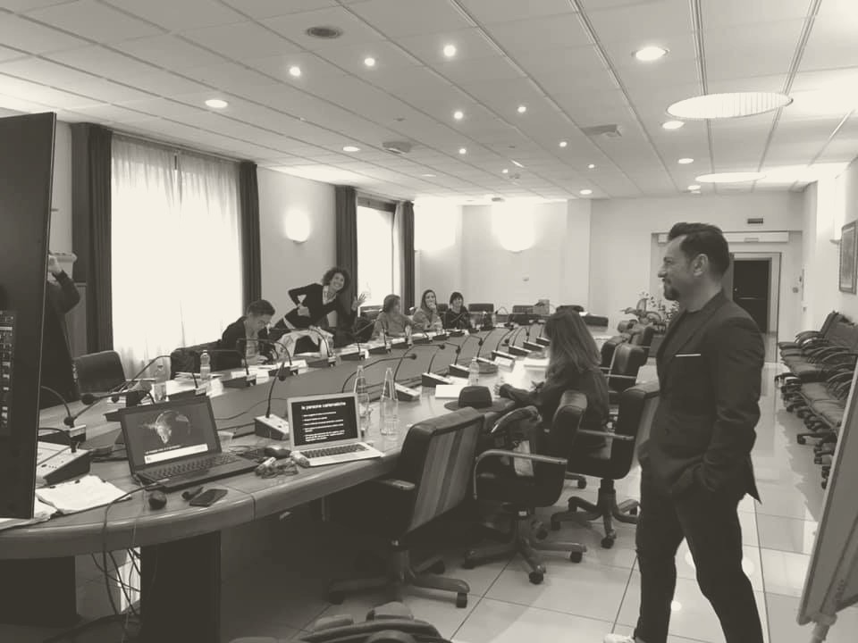 Francesco Dettori in una sessione di coaching per venditori e team commerciali